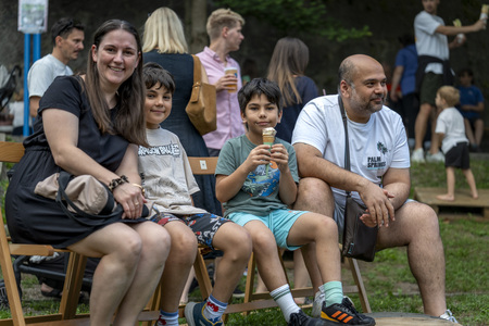 2025-07-18 KUL Petek-17